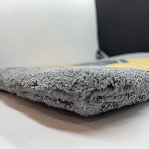 Norwex Bathroom Scrub Mitt in Graphite Brand New. - Picture 5 of 8